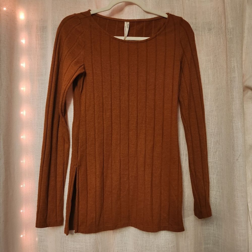 Anthropologie | Ribbed Knit Side Slit Long Sleeve Tunic Burnt Orange OB1620445
